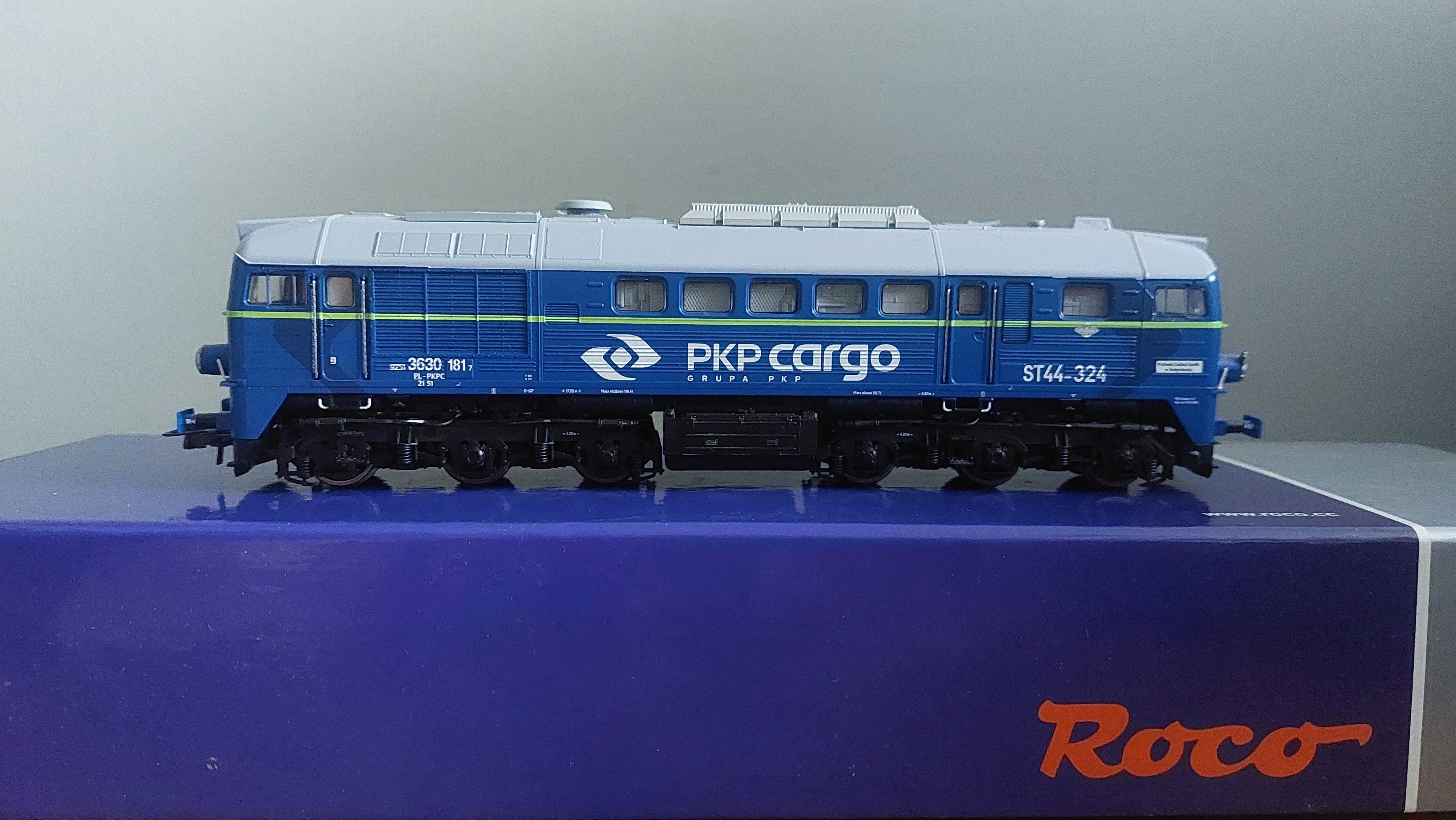 Lokomotywa ST44-324 PKP Cargo firmy Roco dekoderem jazdy i dźwięku