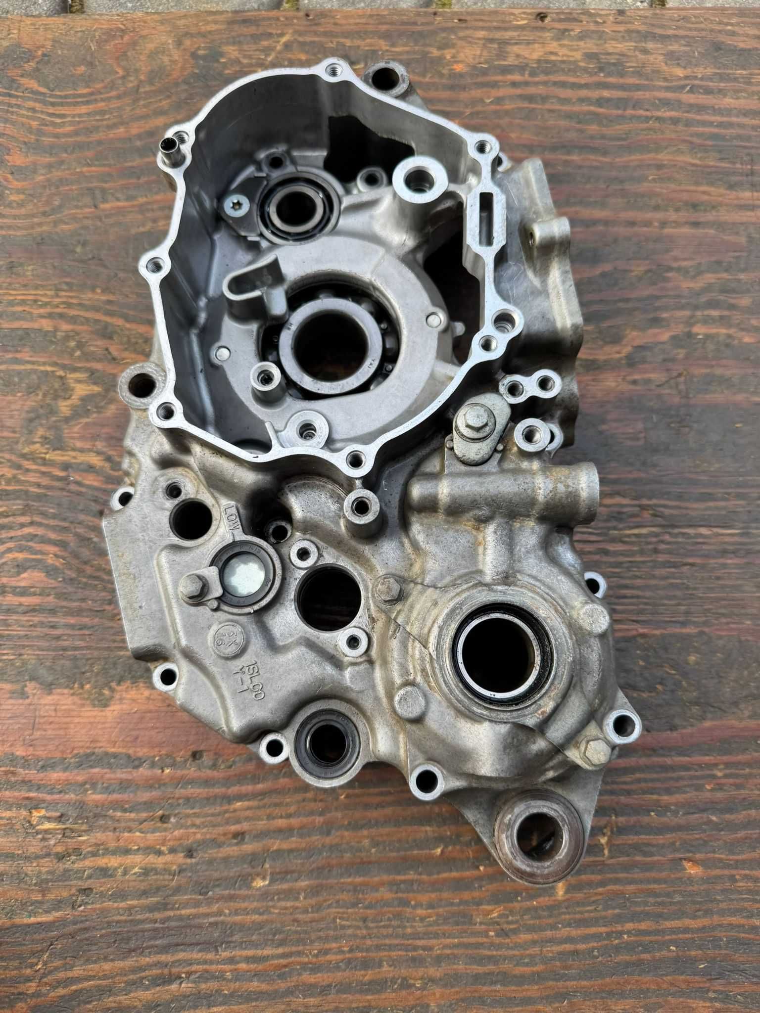 Kartery yamaha yzf 450 r 14-17 karter lewy prawy komplet dekiel wrf 45