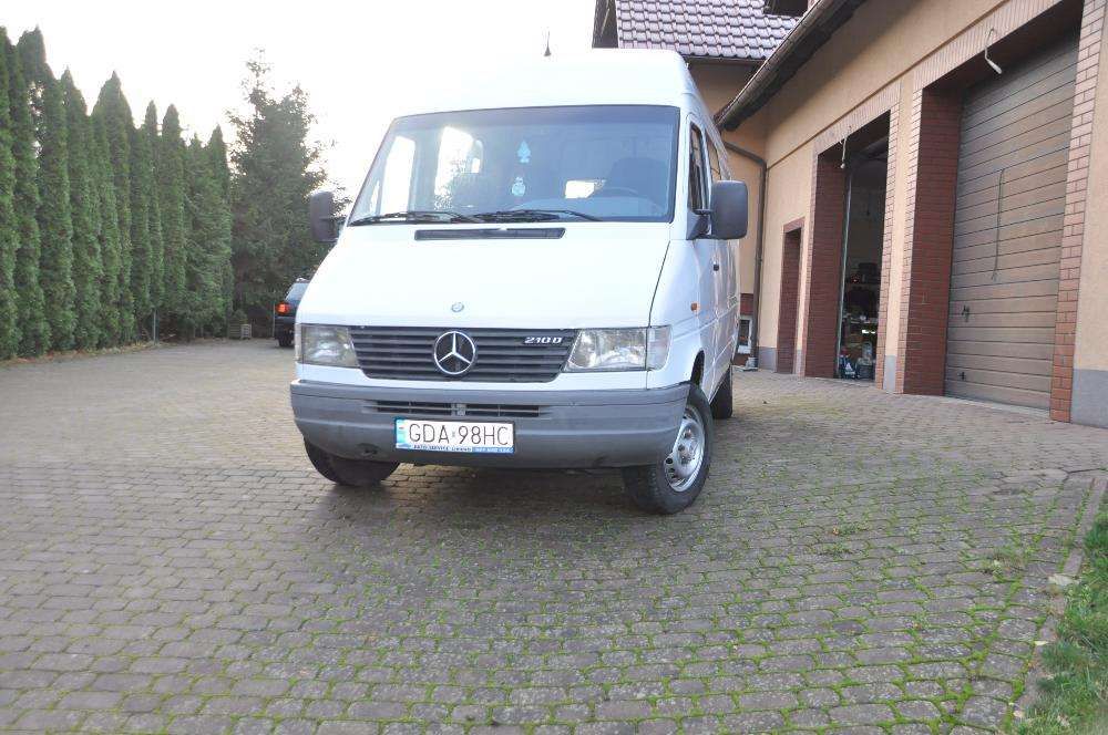 Wynajem Busa Mercedes Sprinter Transport Pruszcz Gdański Wypożyczalnia