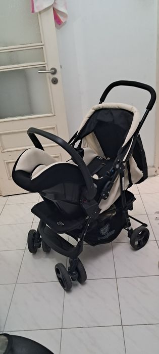 Carrinho de Bebê com ovo