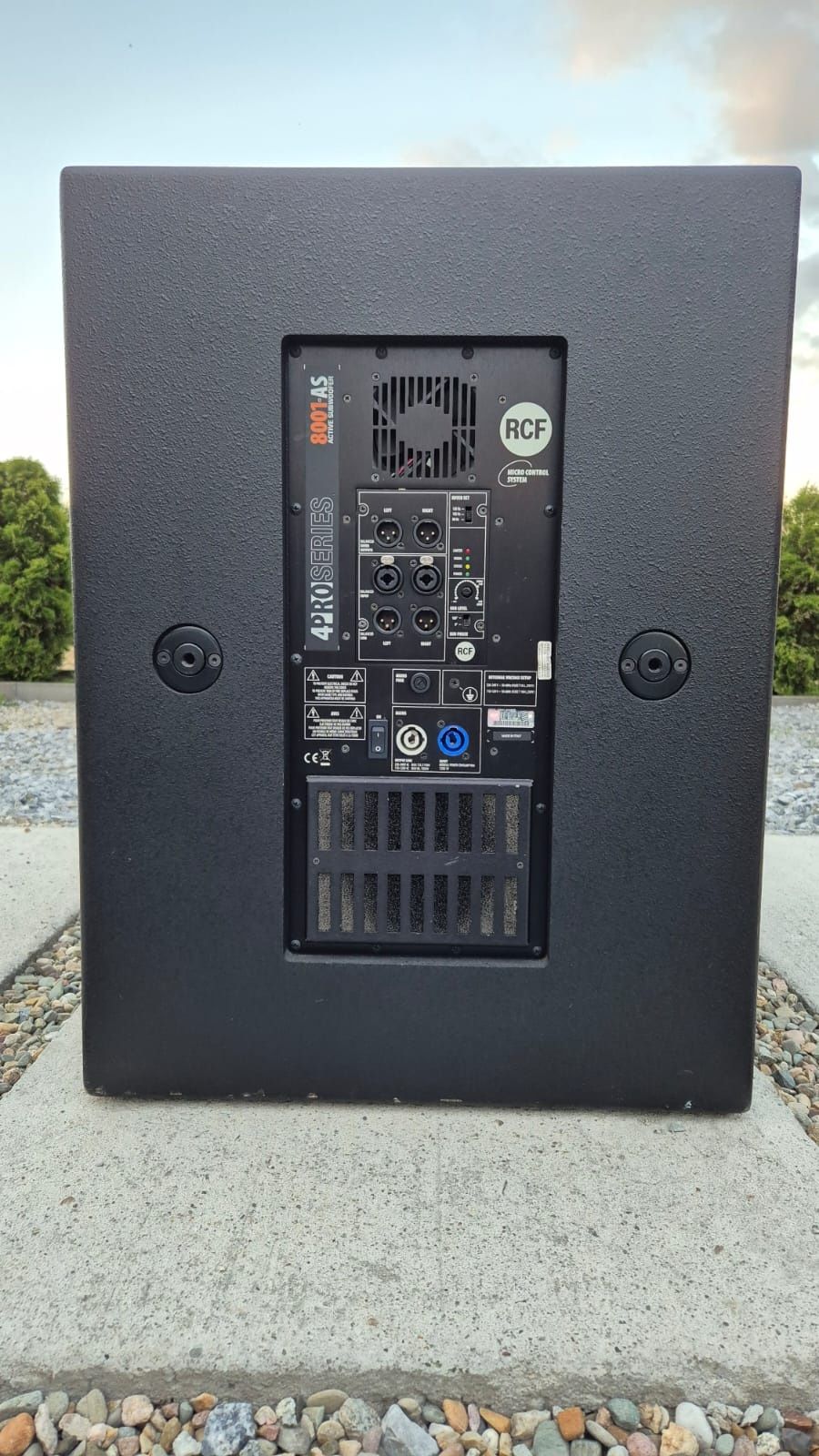 Kolumna basowa subbass RCF 4Pro 8001as