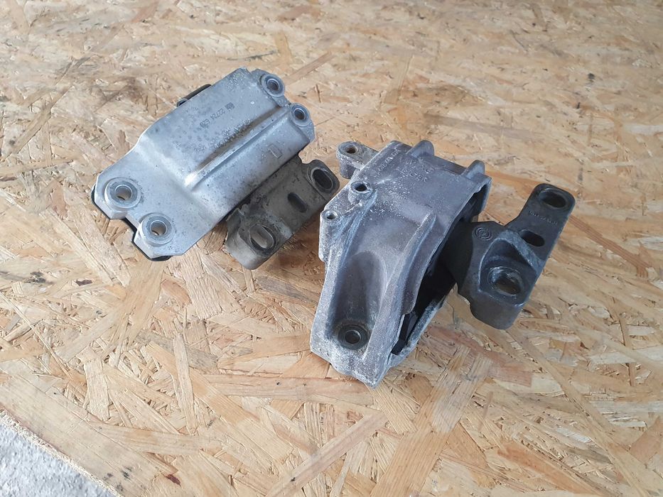 Poduszka łapa skrzyni silnika Vw Golf 5 V 1.9 tdi 04 r BRU GQQ komplet