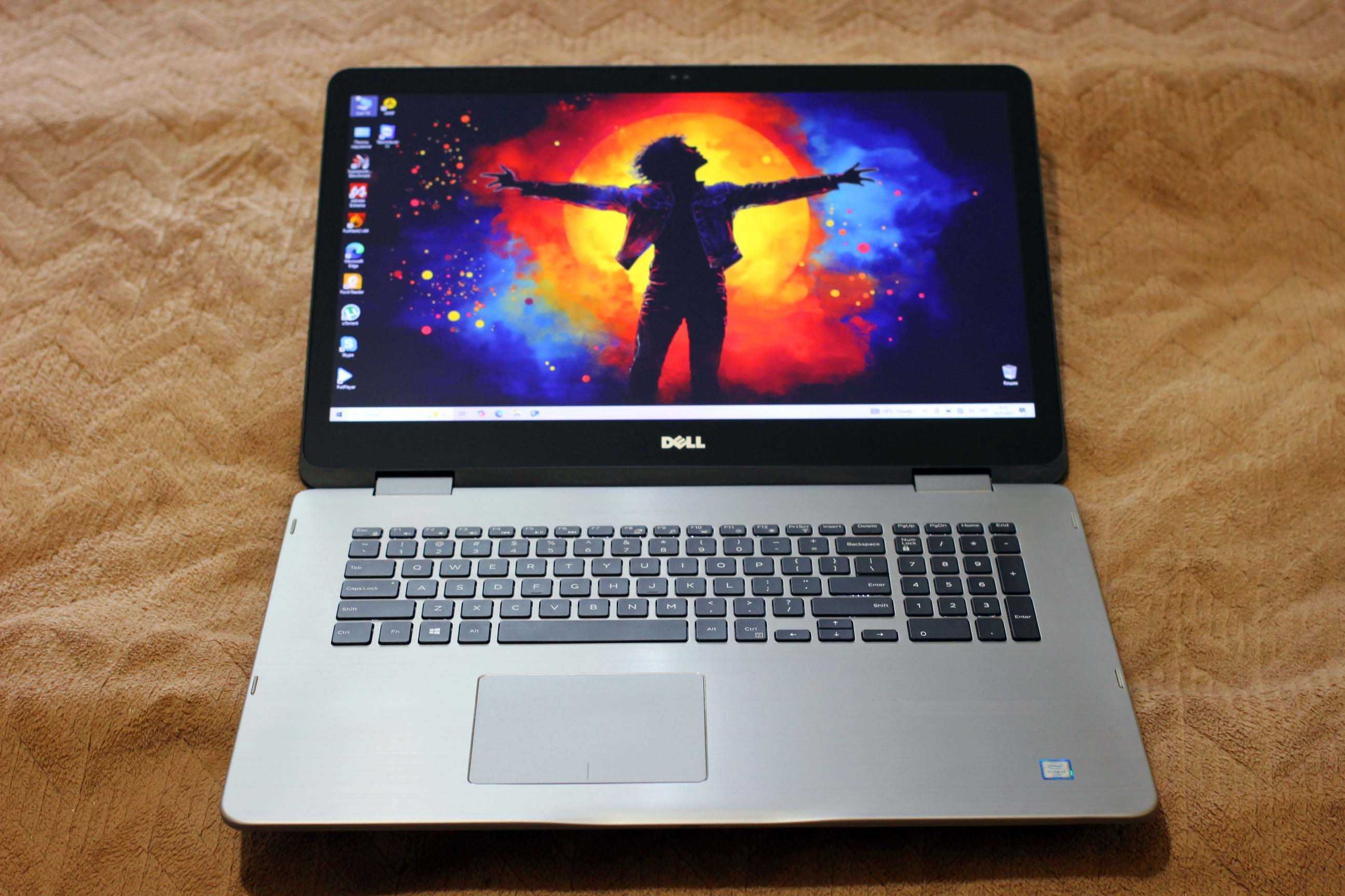 Dell 7778/i7-6500/NvidiaGT940MX 2GB/16GB/SSD1TB/АКБ4ч/17 ipsFHD СЕНСОР