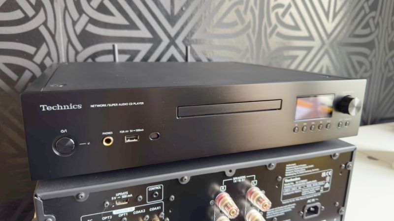 SACD/Network плеер Technics SL-G700M2