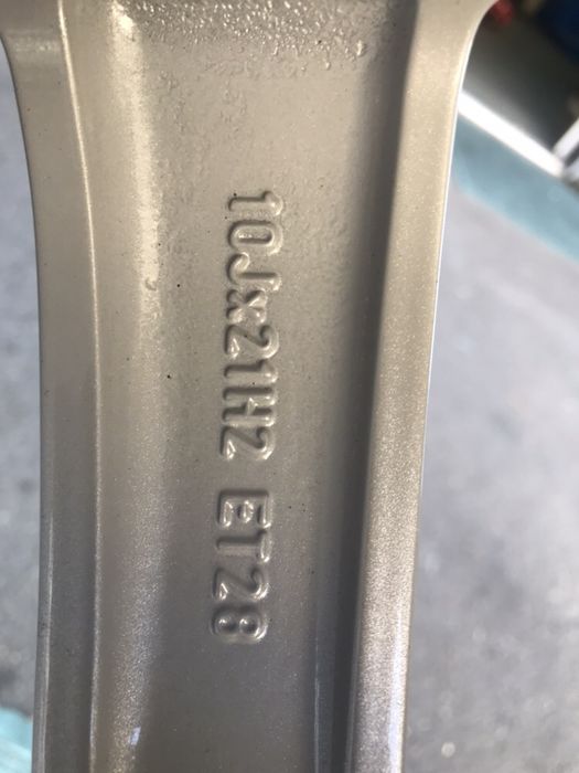 Диски оригинальные Bentley Bentayga R21. 5/130 . 10J