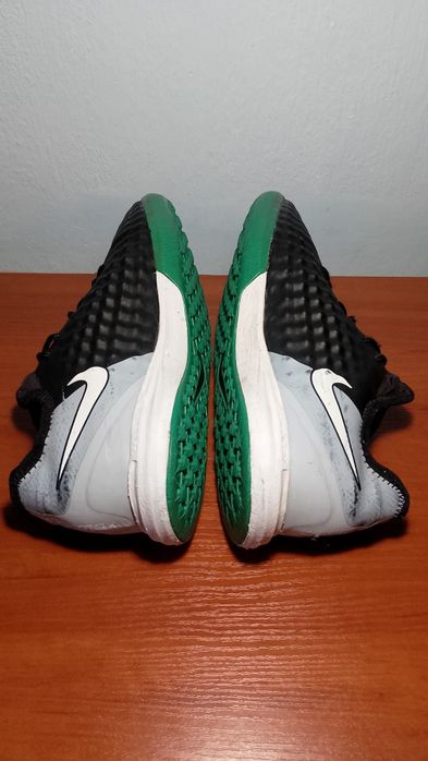 Сороконожки Сороконіжки Nike Magistra 40 розмір 25 см