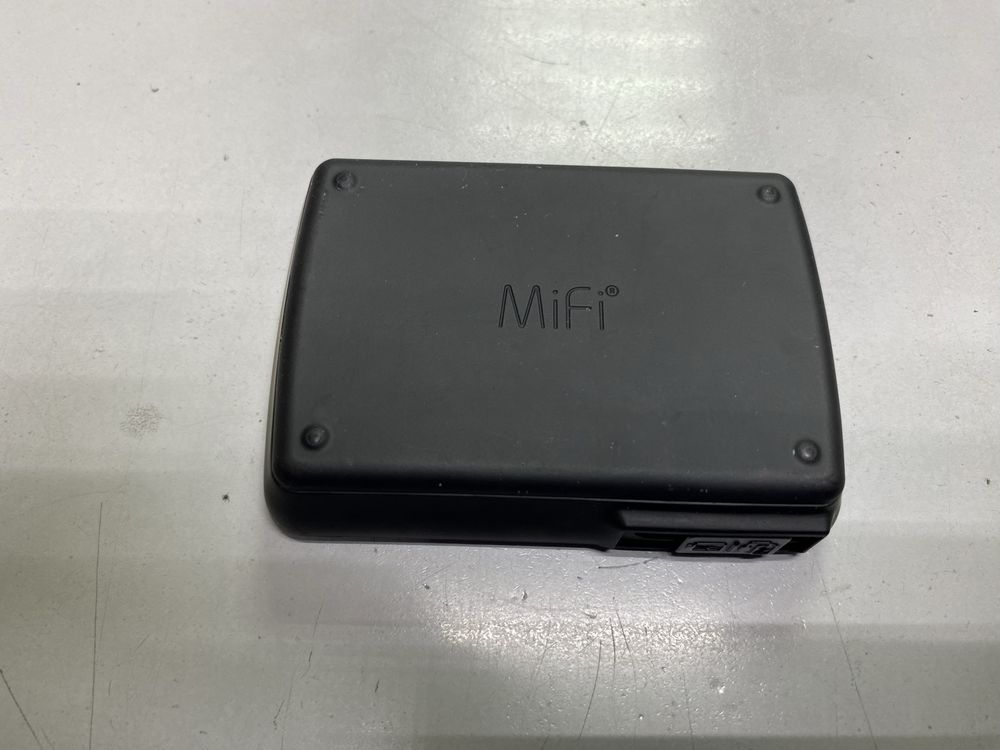 Роутер Verizon jetpack MIFI6620L