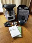 Thermomix TM6 – stan idealny + nakładka krojąca + torba