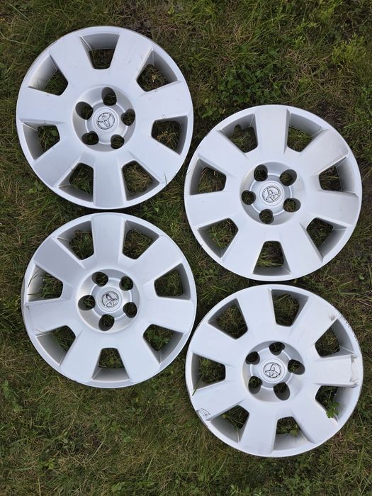 Kołpaki Toyota 16" Oryginalne