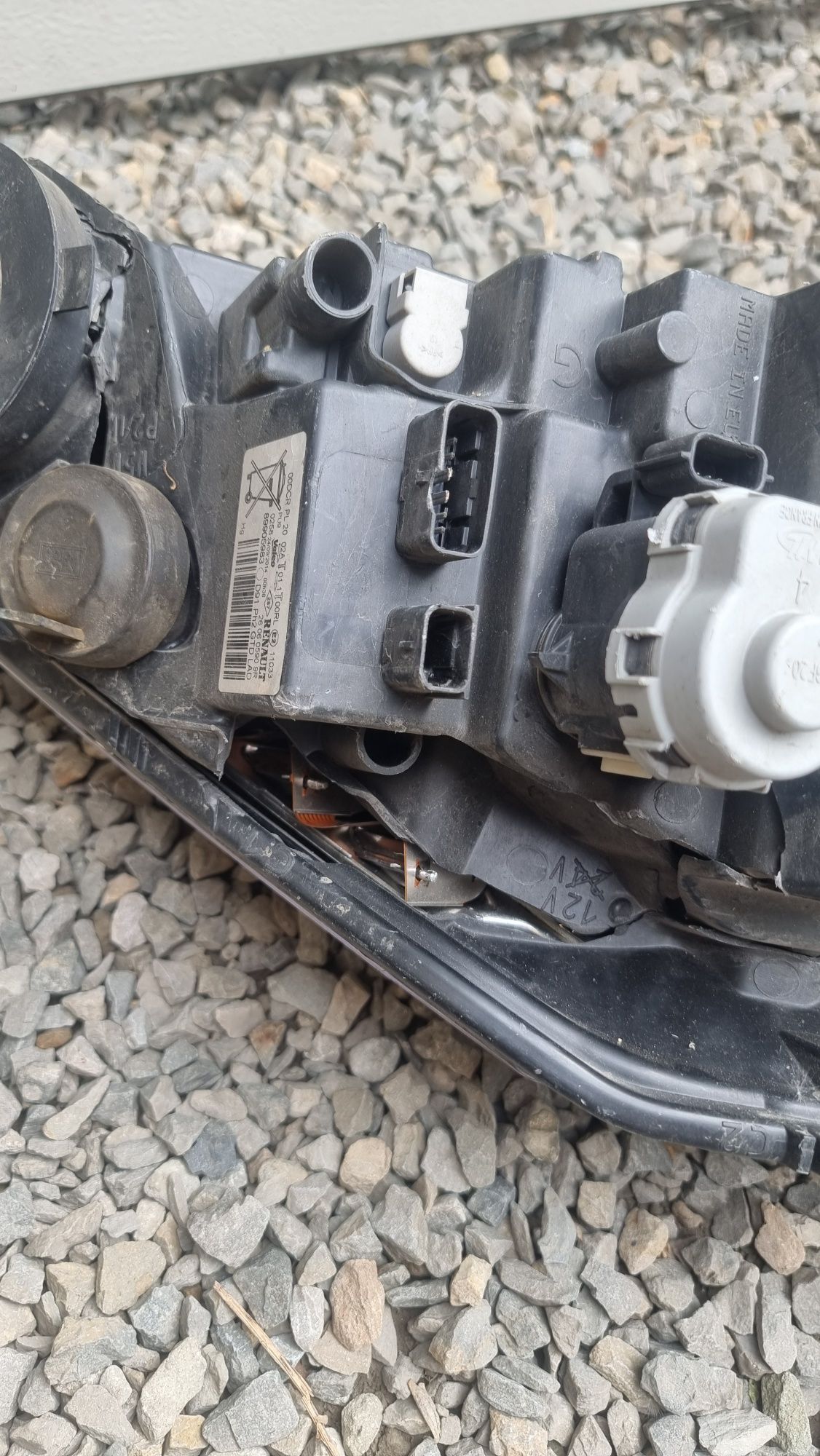 Laguna coupe gt lampa xenon led polift
