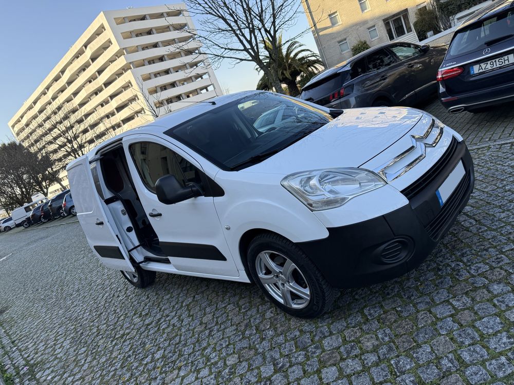 Citroen Berlingo - Caixa Automatica c/ GPS / CAM - 2011 - 1.6 HDi