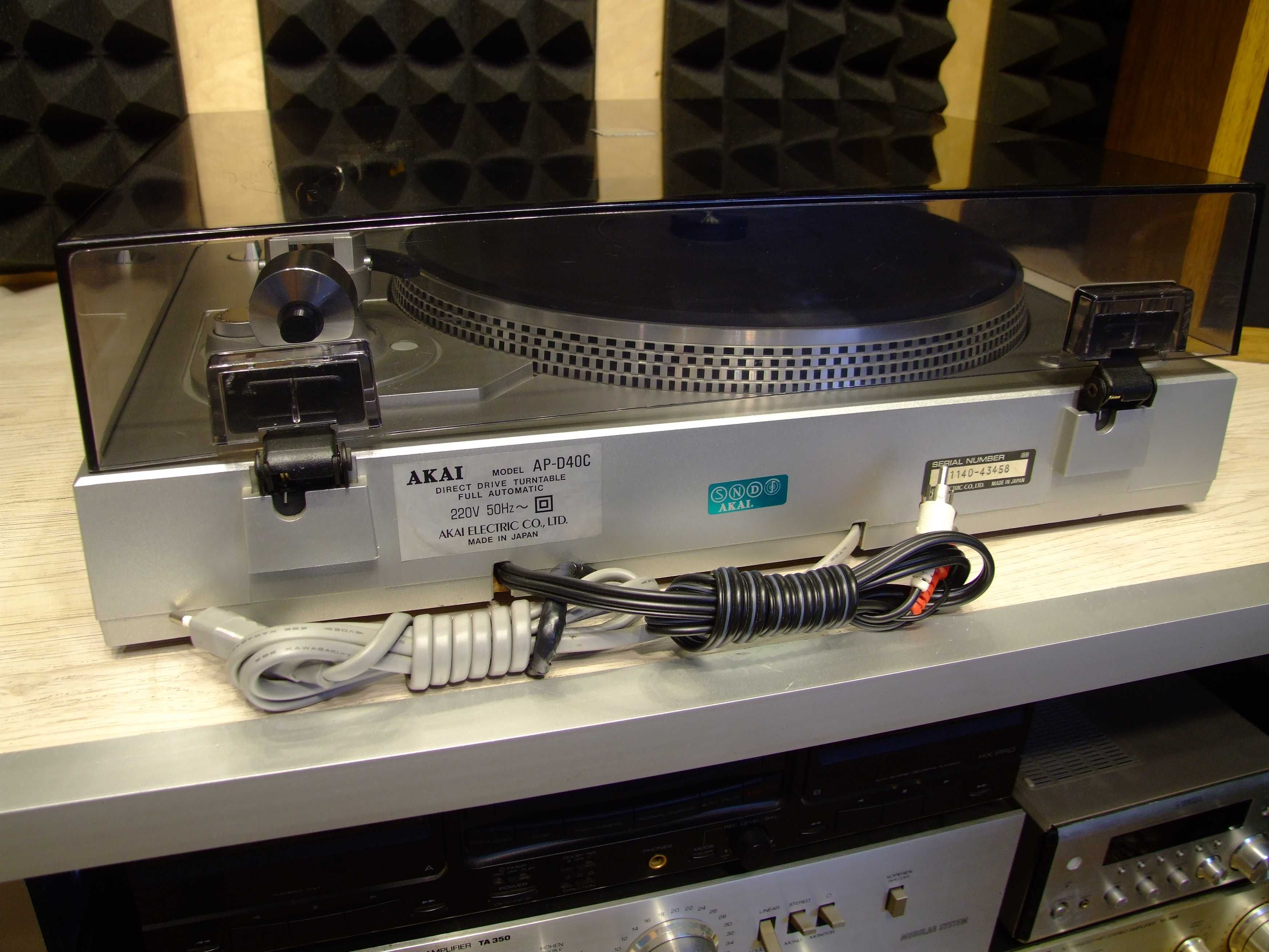 Програвач вініла Akai AP-D40. DIRECT DRIVE. FULL AUTOMATIC. Наложеним