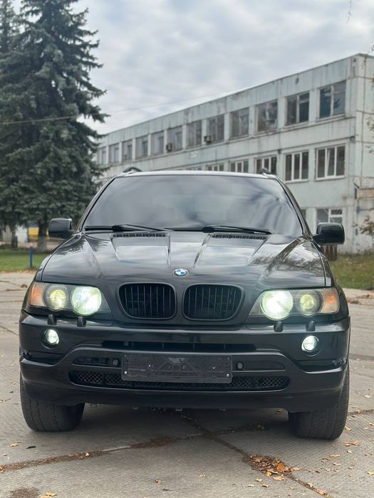 BMW X5 E53. В гарному стані