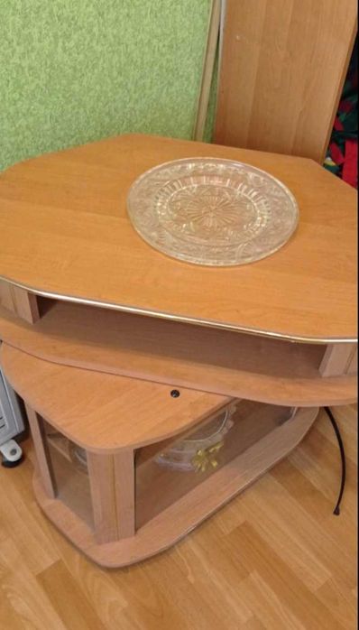 тумба под тв поворотная