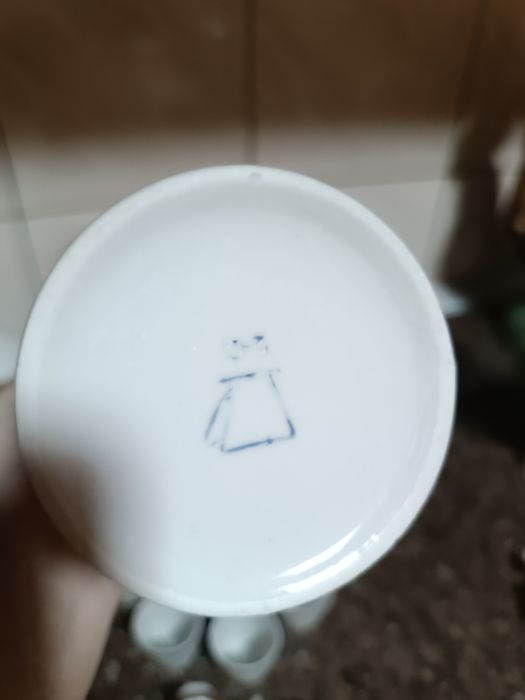 Штофи.Графини.Набори для напоїв.Порцеляна.Кришталь.