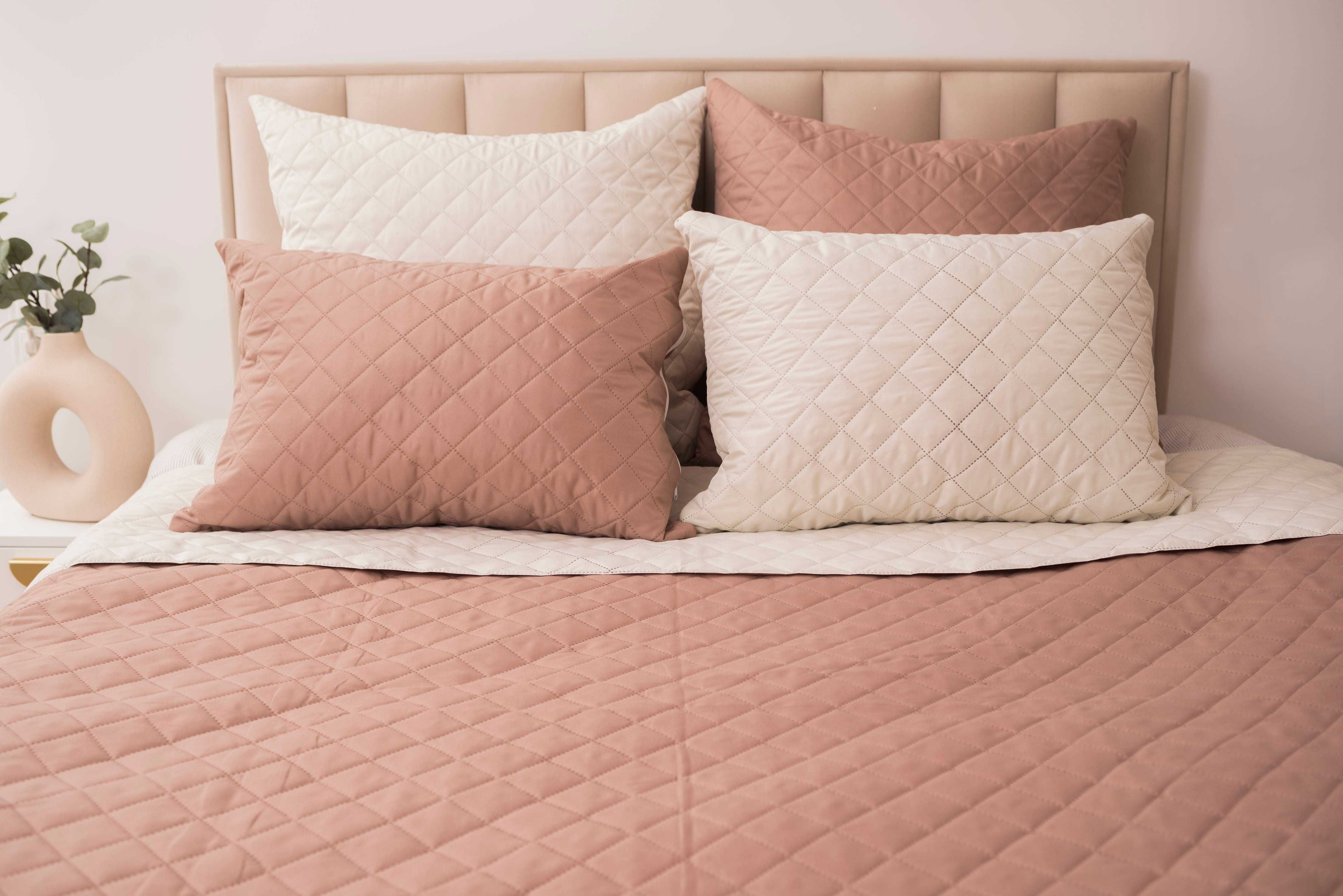 Dwustronna narzuta na łóżko, 160x200 lub 180x200 cm, kolor krem/beż
