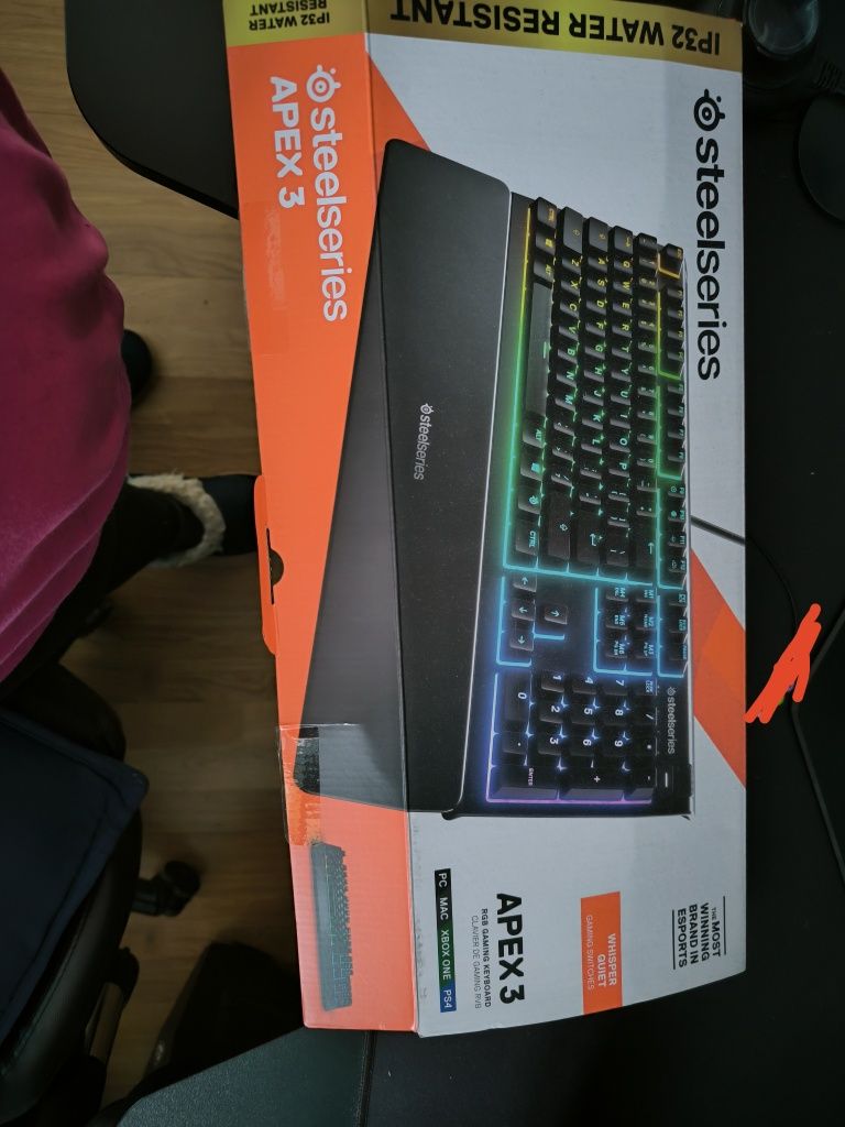 Teclado Steelseries Apex 3 PT RGB