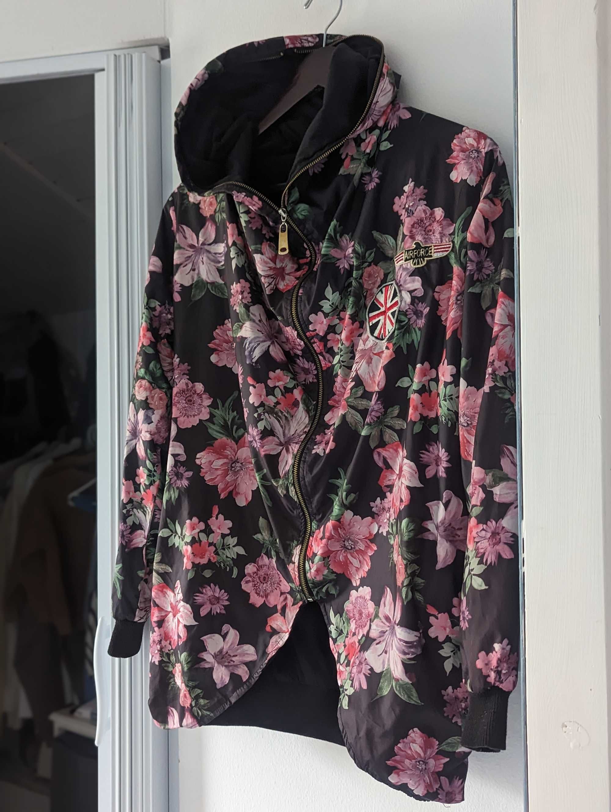 Kurtka wiosenna 36 S kwiaty flowers asymetryczna kolorowa z kapturem