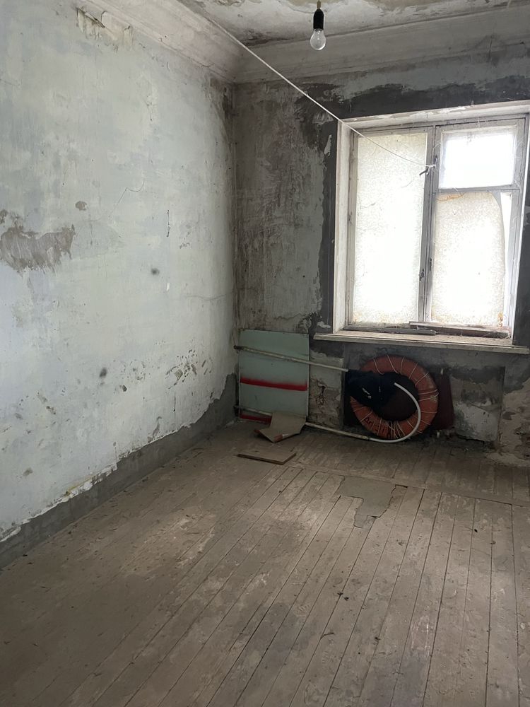 Продам 4 ком кв.-ру на гор площадке