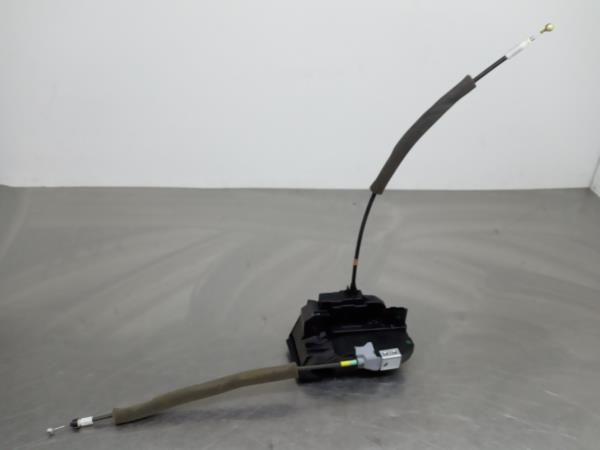 Fechadura / fecho porta trás direito NISSAN Juke (F15)