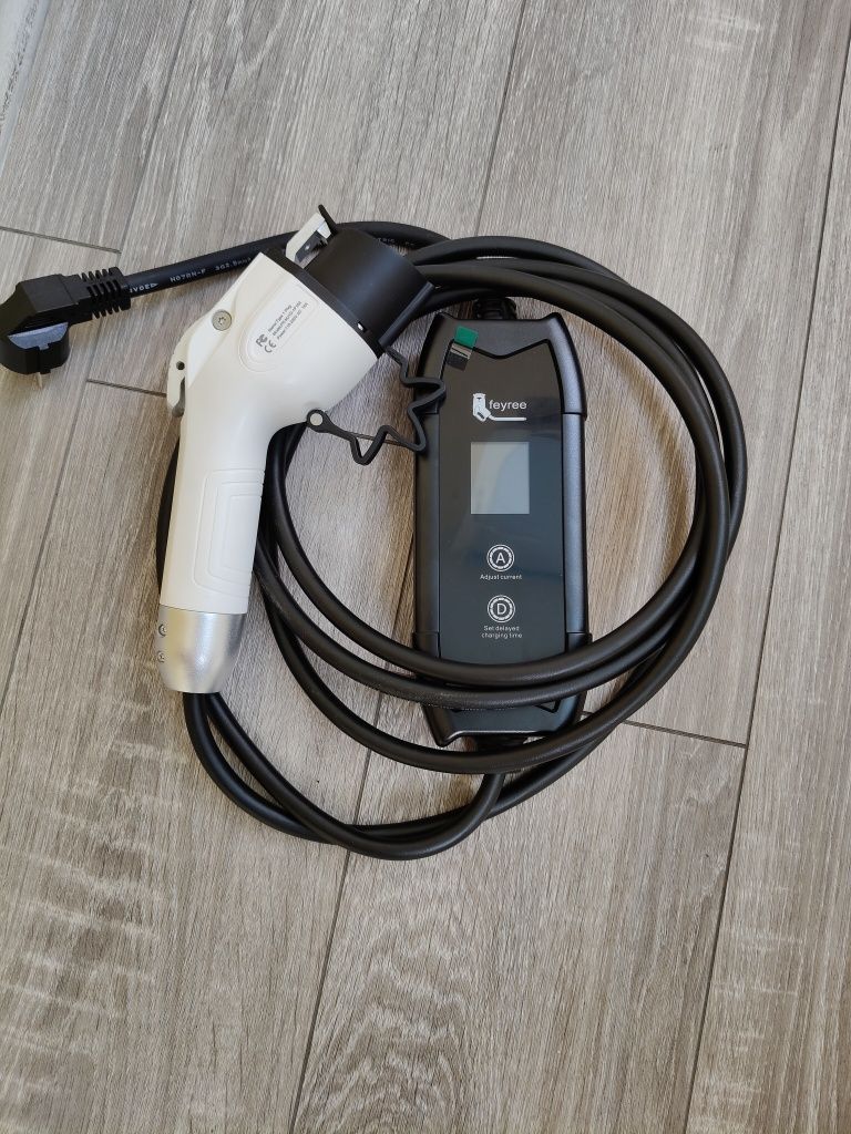 Зарядка type 1/Tesla type 2 gbt  16 ампер 3.5кВт зарядка Feyree