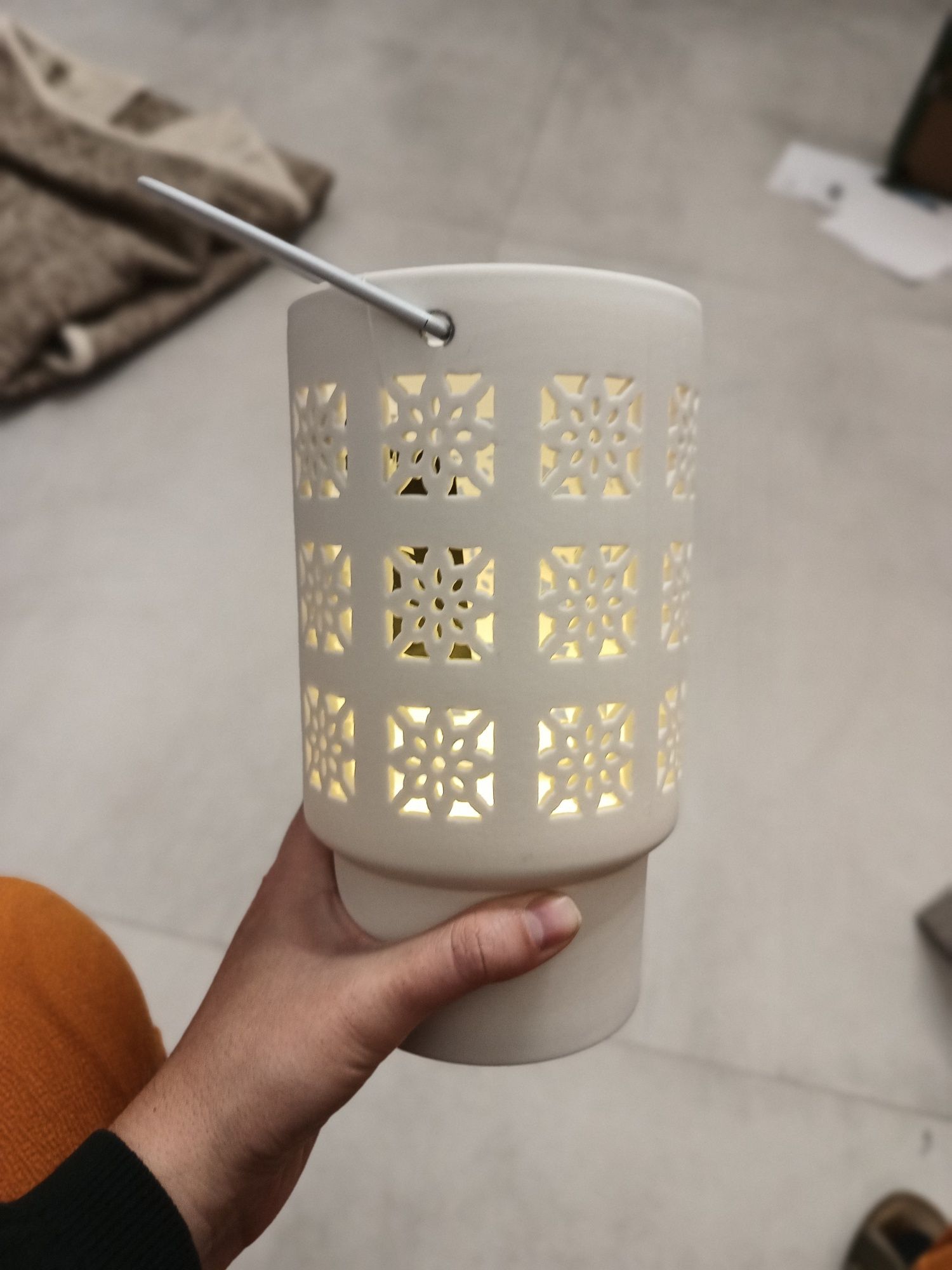 Lampion LED DUKA NORDIC 20,5 cm biały porcelanowy lampka