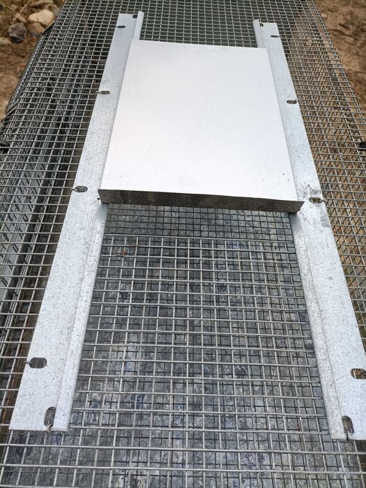 Duas (2) Jaulas de Engorda Codornizes (100x50x20cm)