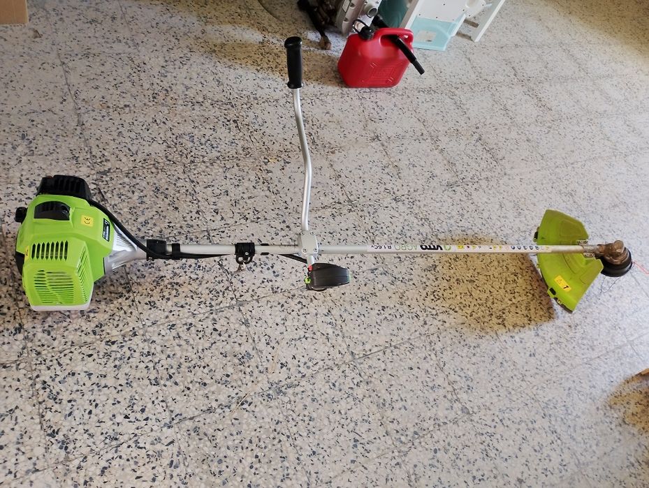 Roçadora Vito Agro a gasolina