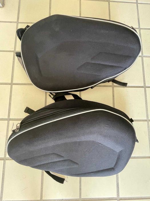 Malas alforges extensíveis para motas