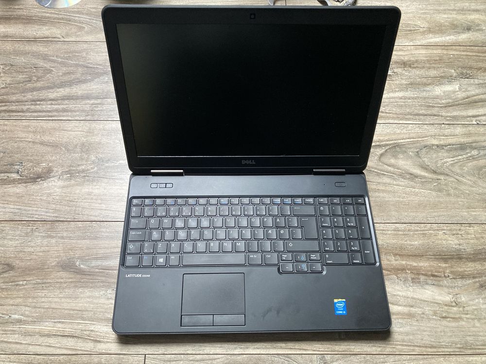 Sprzedam Laptopa Dell E5540 i3/8GBRam/2 dyski 15.6”