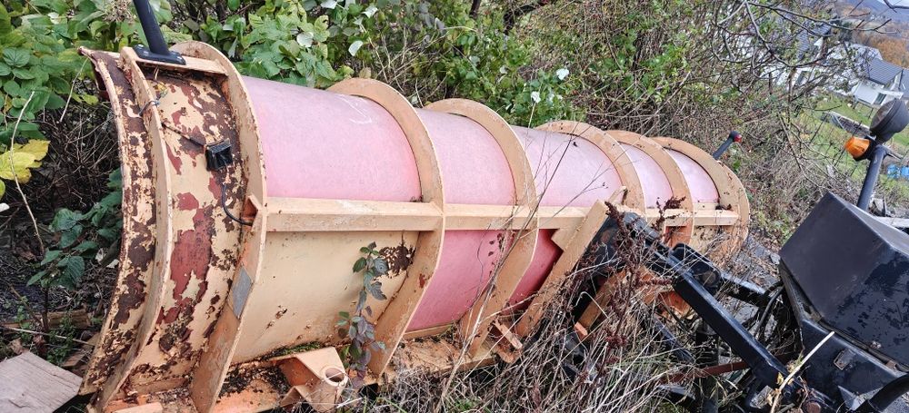 Pług do odśnieżania