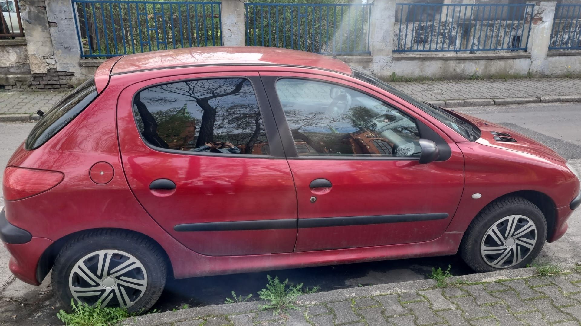 Peugeot 206 pilne 5 drzwi beznzyna