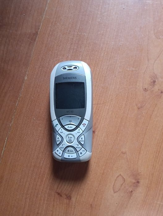 Telemóvel Siemens MC 60