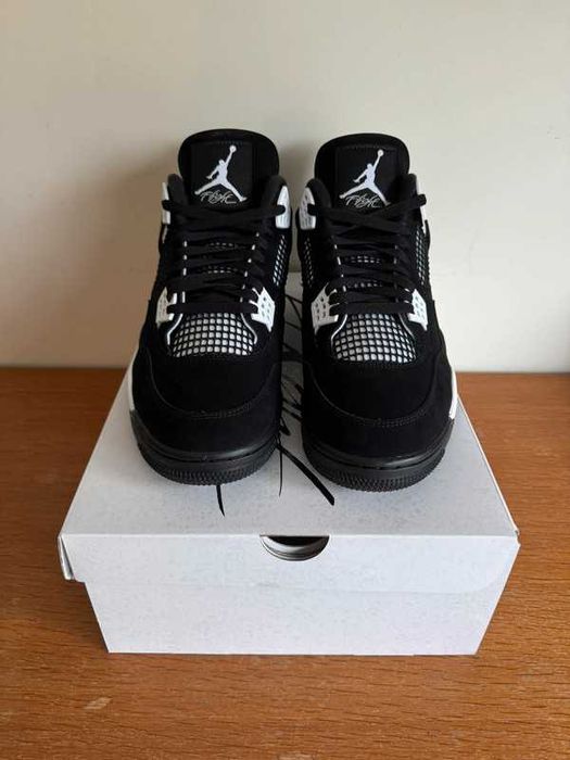 Buty meskie Mokasyny Jordan_4_Retro_White_Thunder R.42