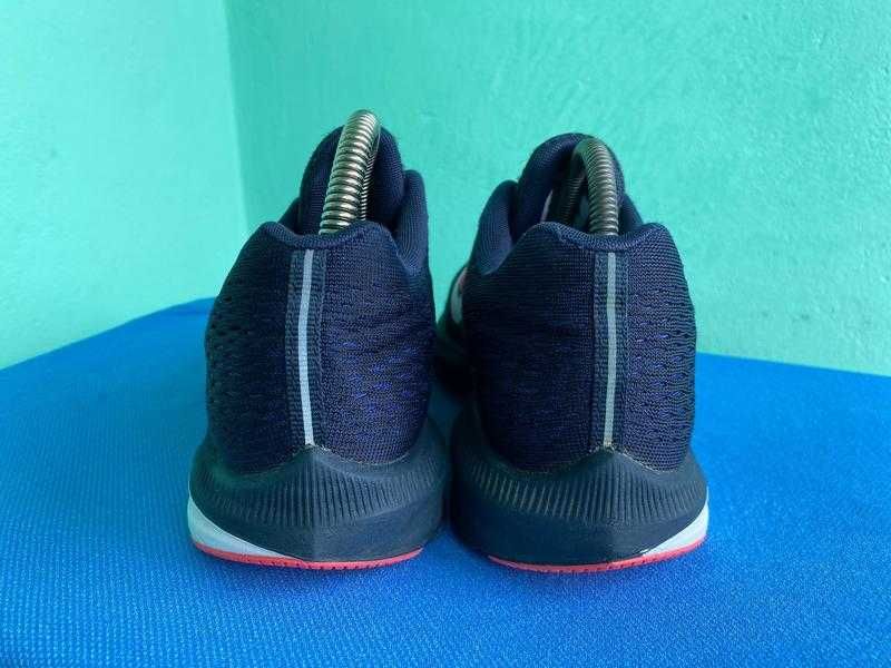Кросівки Nike Zoom Winflo 5 Low