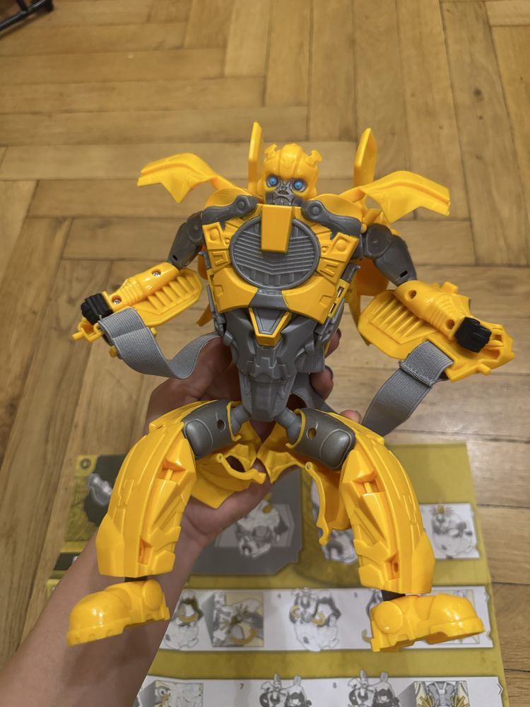 Transformers One 2 in 1 Bumblebee маска трансформер Бамблбі