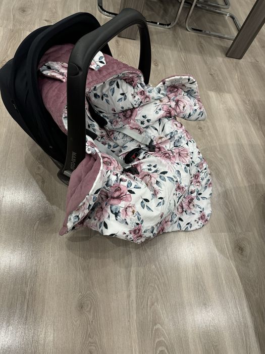 Otulacz Fipoli do fotelika