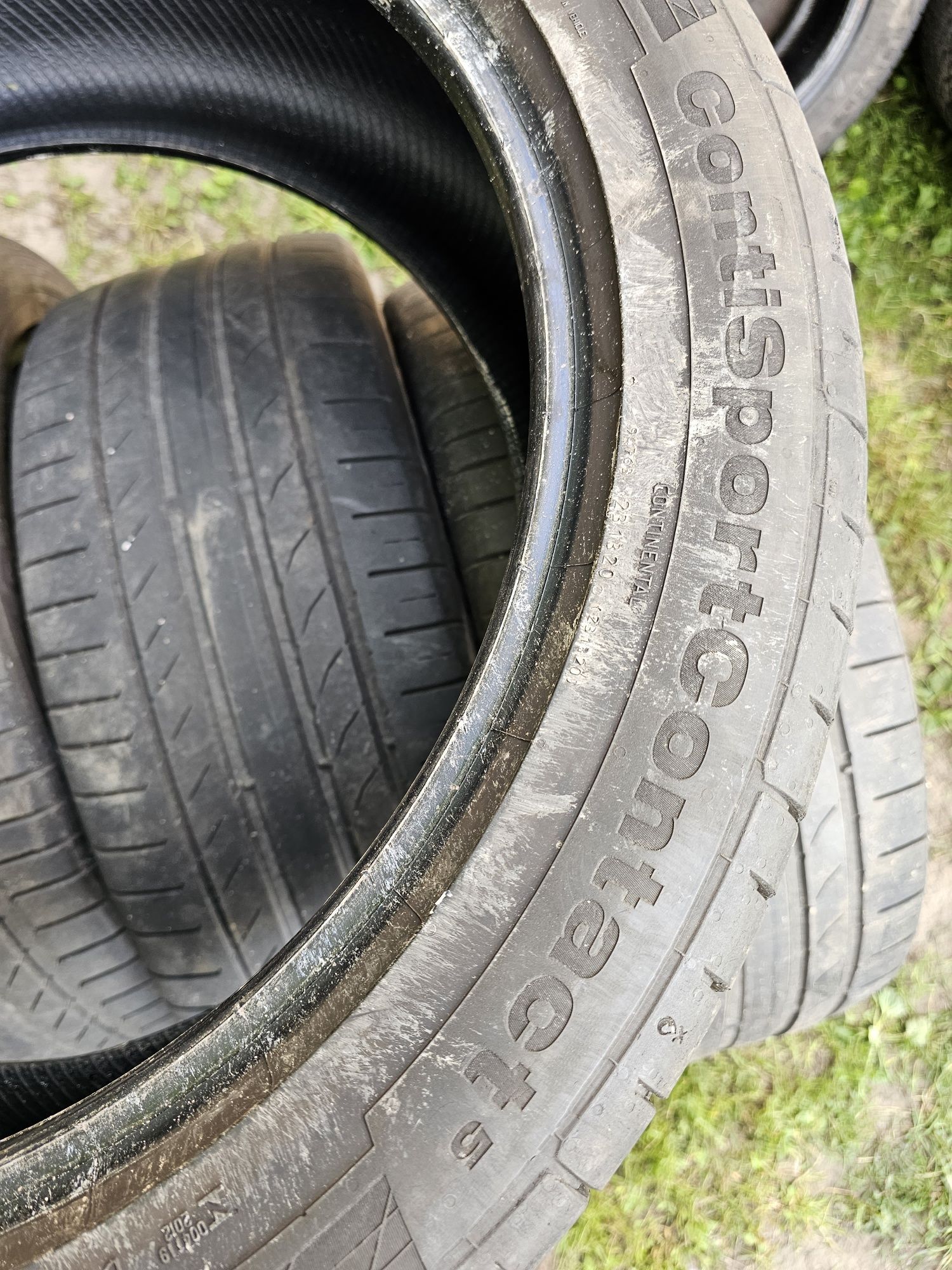 Opony letnie Continental 245/45R19 98W