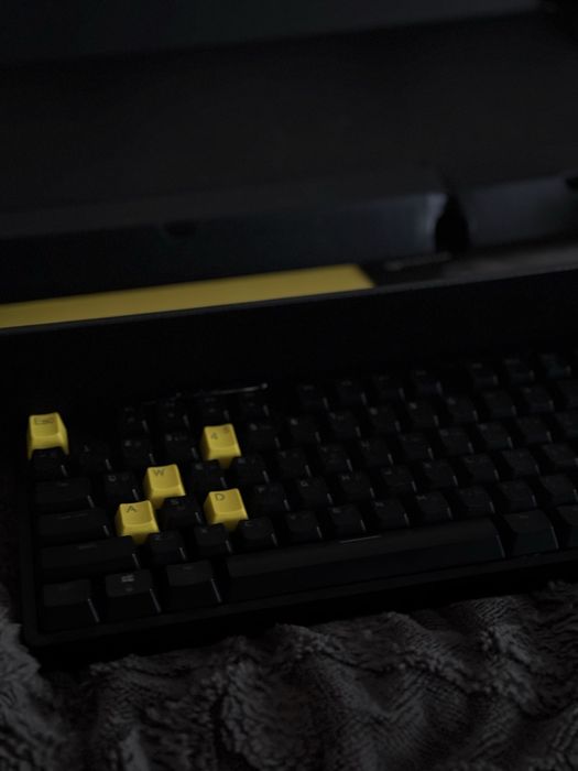 Продам клавиатуру hator а идеальном состоянии