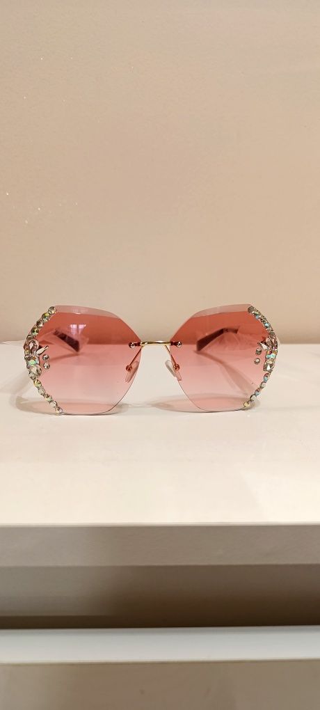 Okulary Glamour bezramkowe, ozdobione pięknymi kryształami
