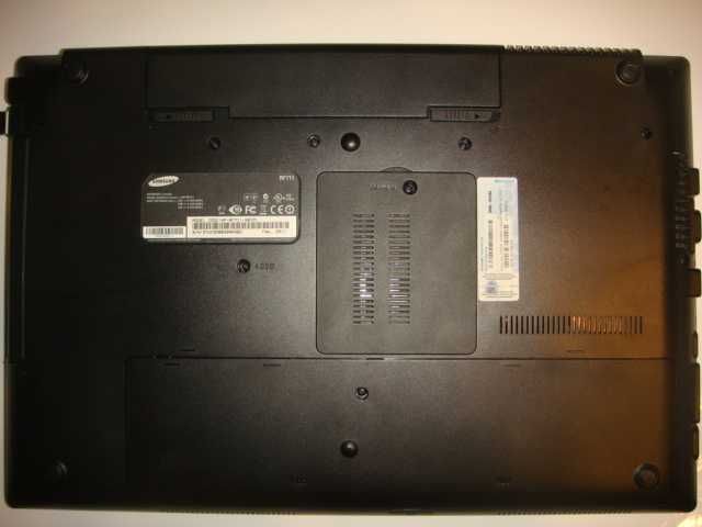 Laptop Samsung RF711, Core i7, 6 GB RAM, Win 10 home, 17 cali