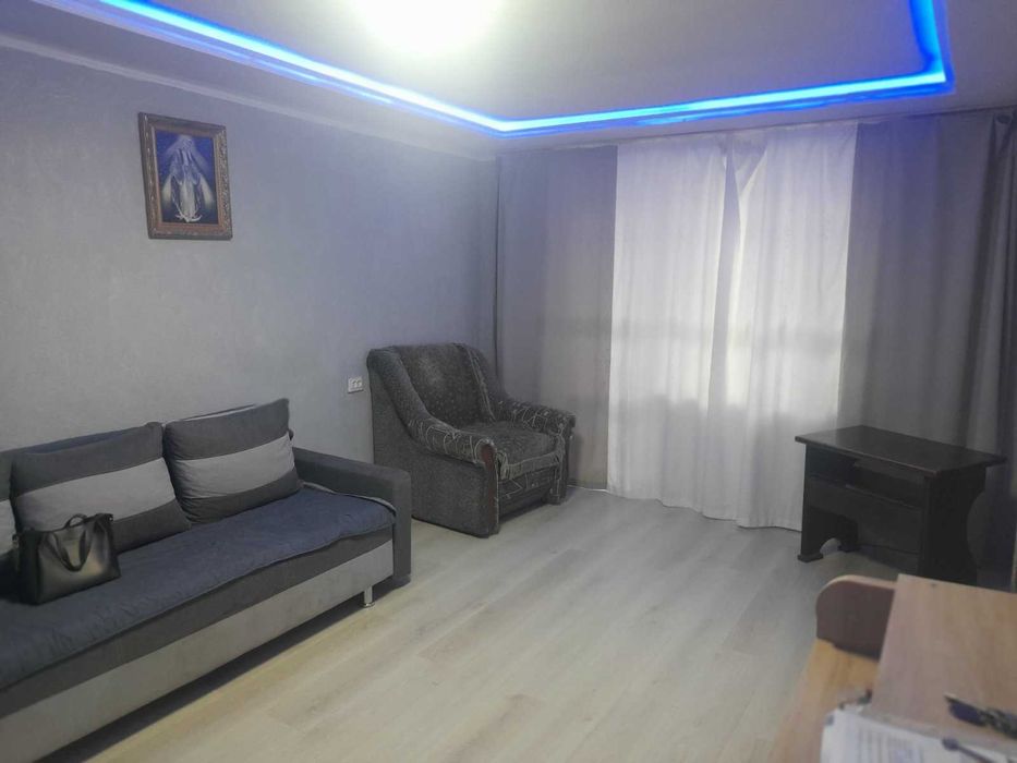 Квартира 1 км з ремонтом