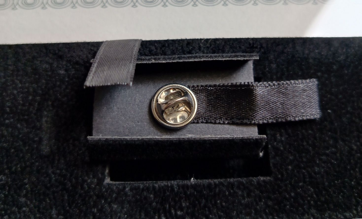 Pin do marynarki Longines