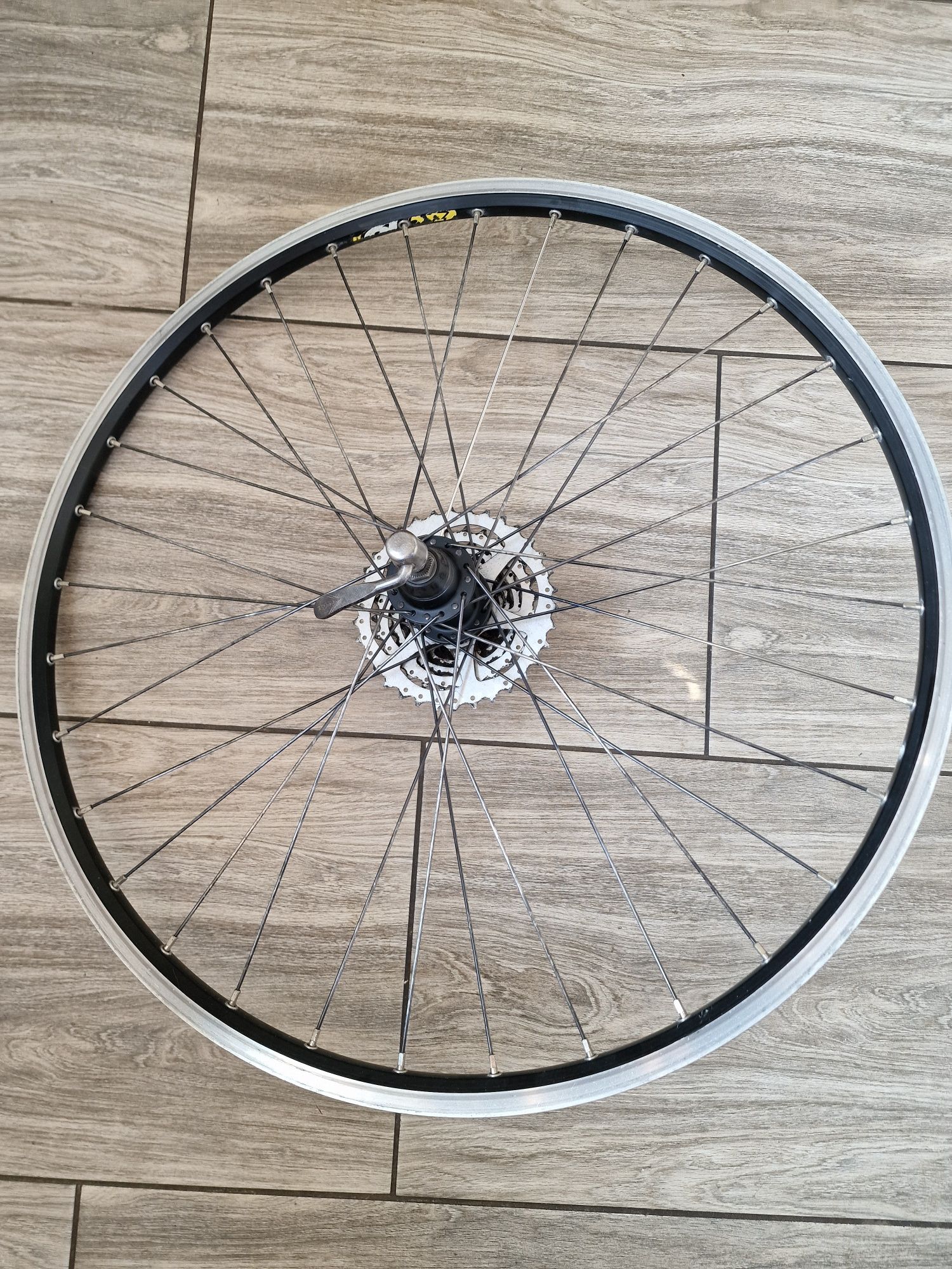 Koło do roweru tylne 26 cali kaseta 9rz.