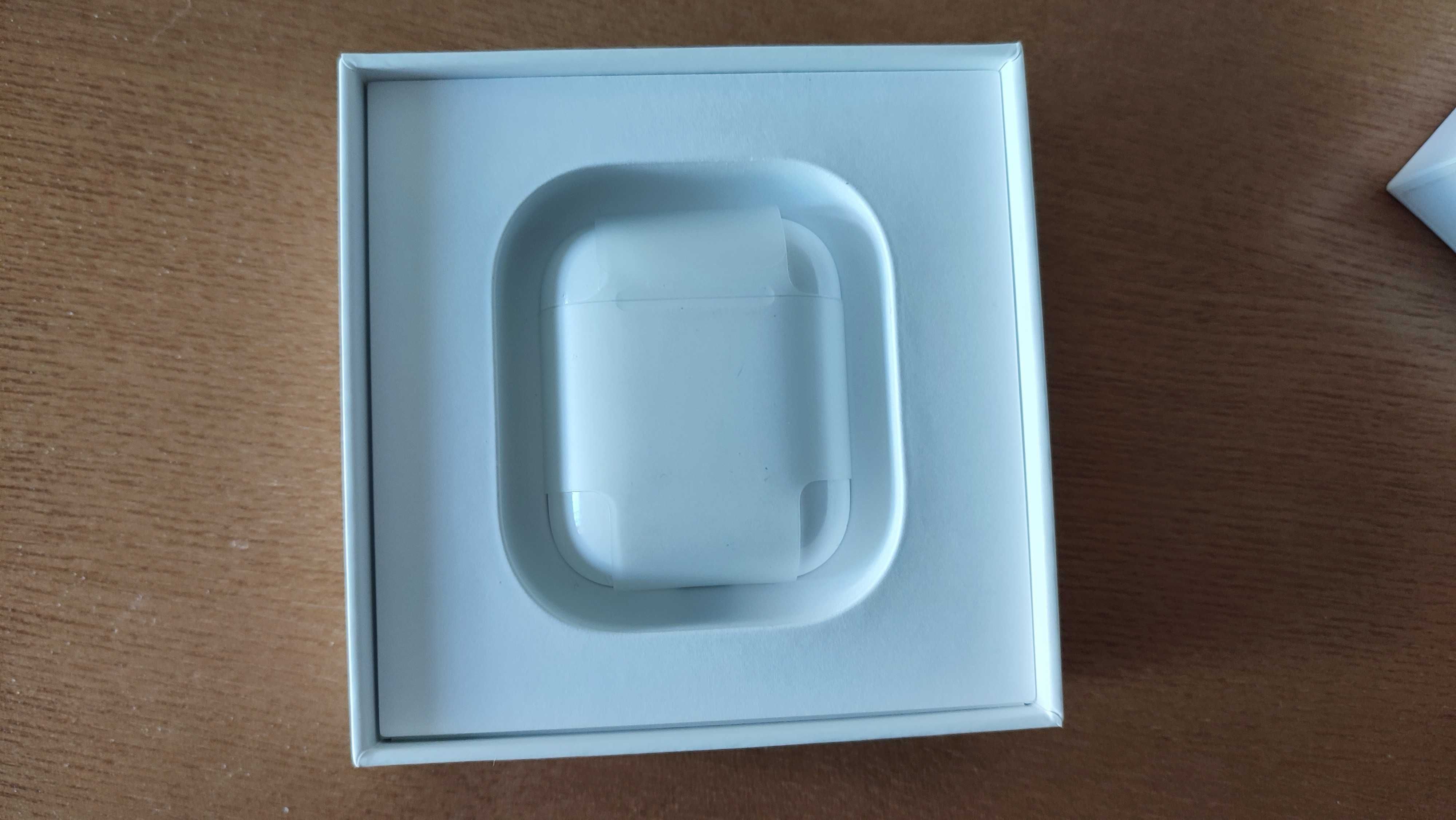 Apple Airpods 2019