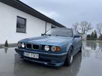 BMW E34 540 maledivenblau