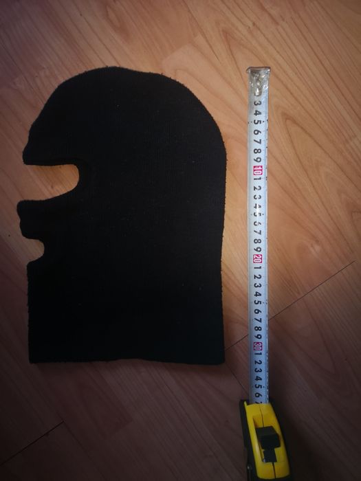 Czapka kominiarka z dwoma otworami