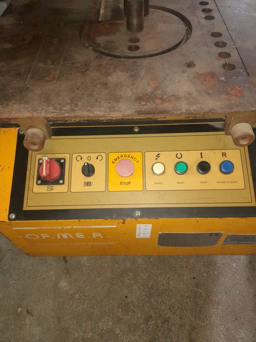 Maquina cortar ferro