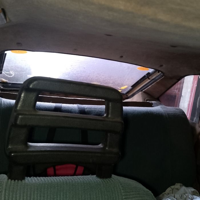 Автомобіль Москвич 2141