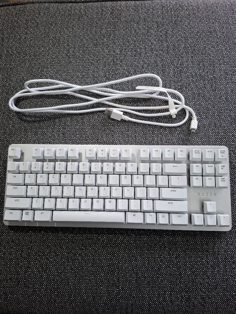 Teclado Razer blackwidow Lite + Rato Glorious RGB